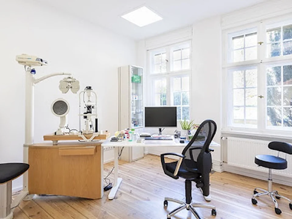 Augenarzt Berlin - LASERMED