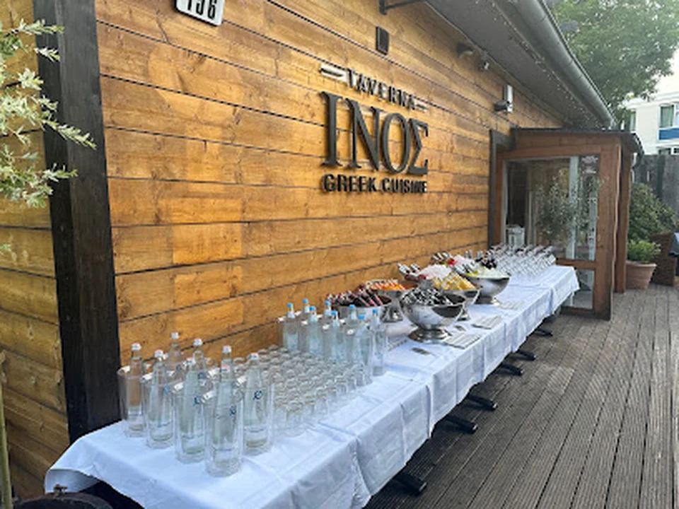 Taverna Inos, Berlin