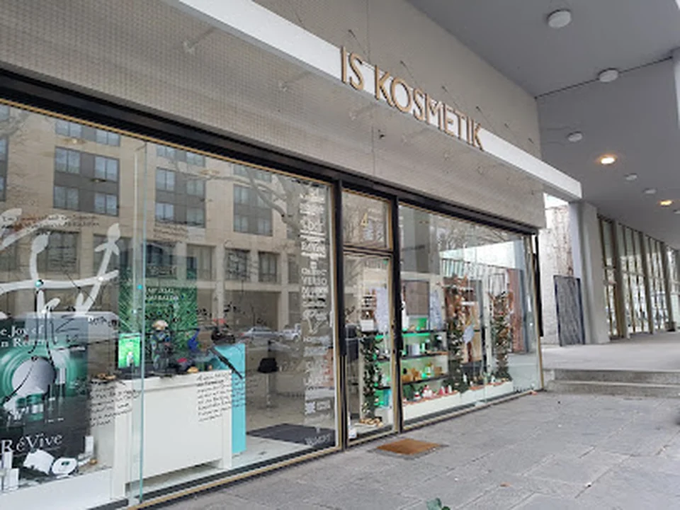 Inna Sawin Kosmetik Berlin