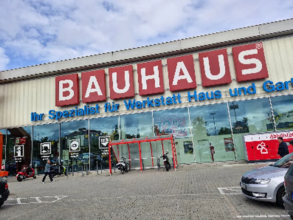BAUHAUS Berlin-Kurfürstendamm