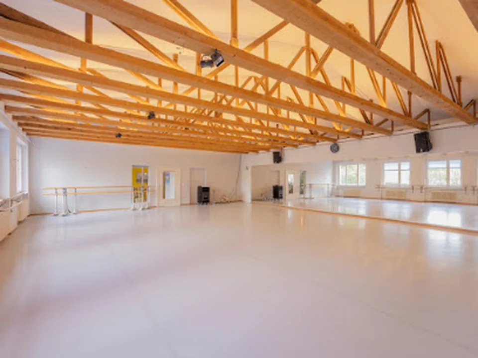 Jo Siska Tanzstudio | Tanz- & Ballettschule | Berlin