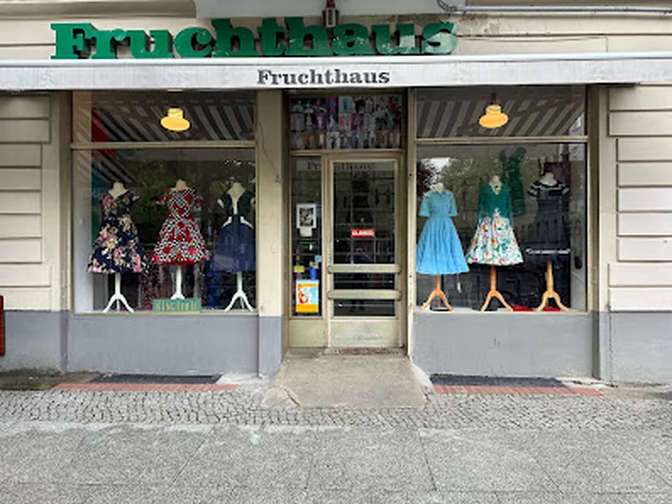 Fruchthaus Berlin | Elegante Vintage-Frauenkleider