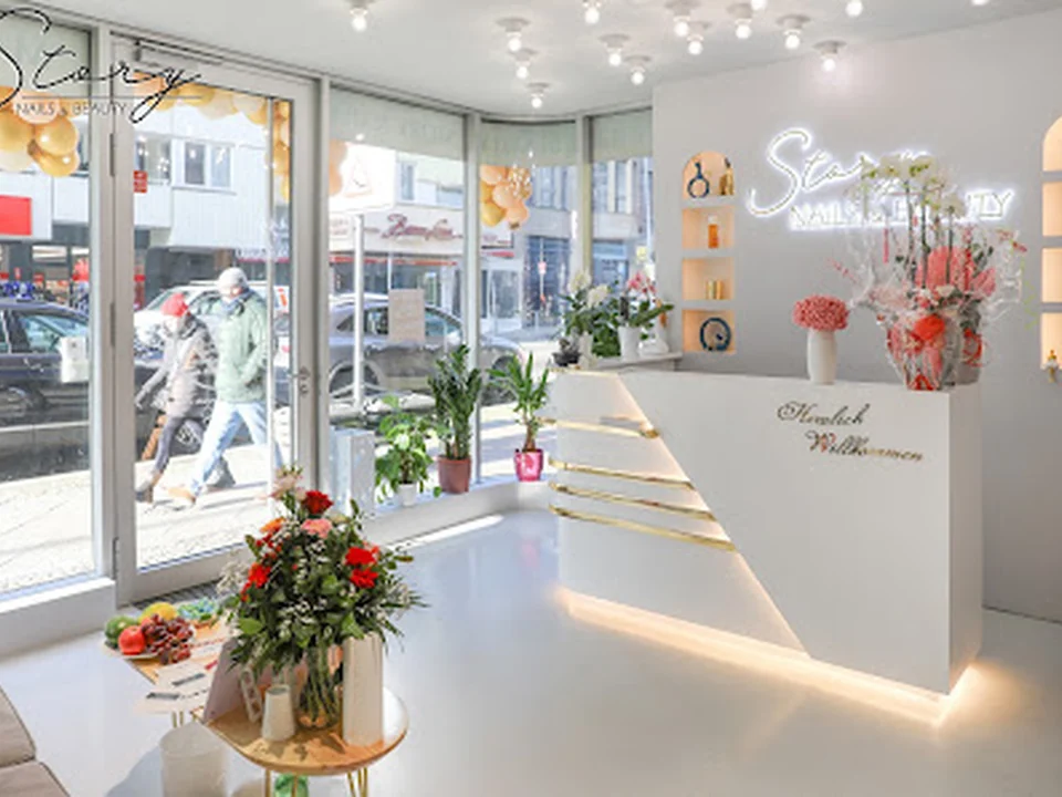 Story Nails & Beauty, Berlin