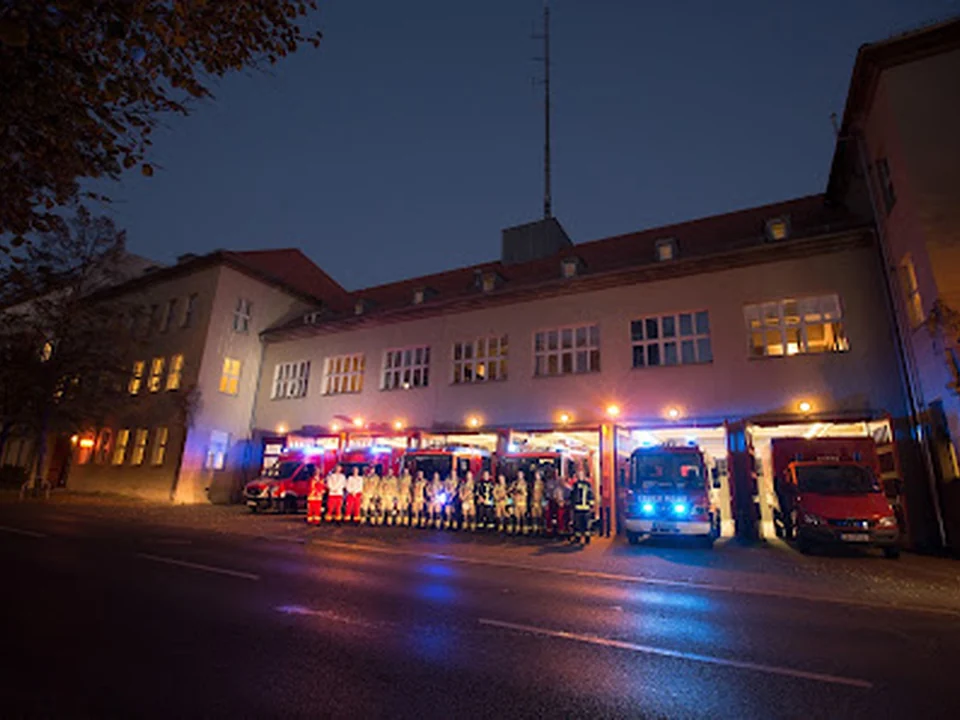 Berliner Feuerwehr - Feuerwache Weißensee