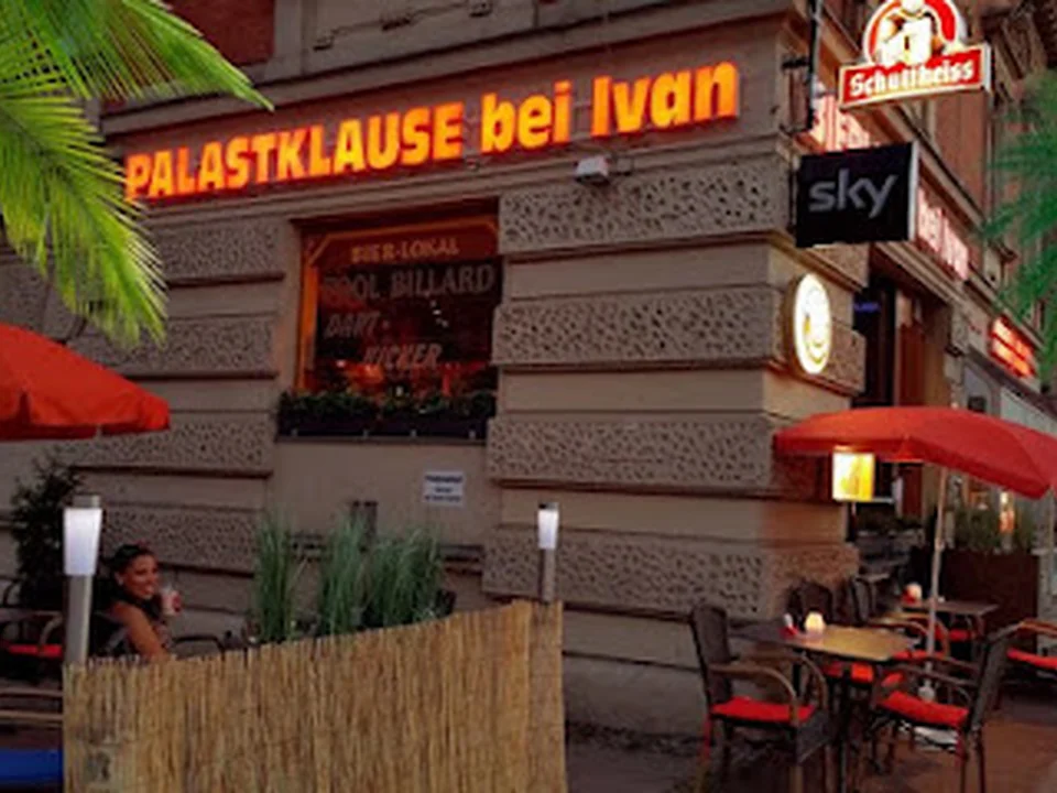 Bierlokal bei Ivan, Berlin