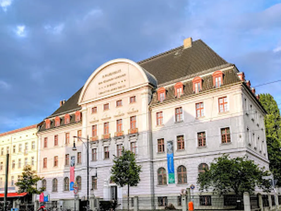Janusz-Korczak-Bibliothek, Berlin