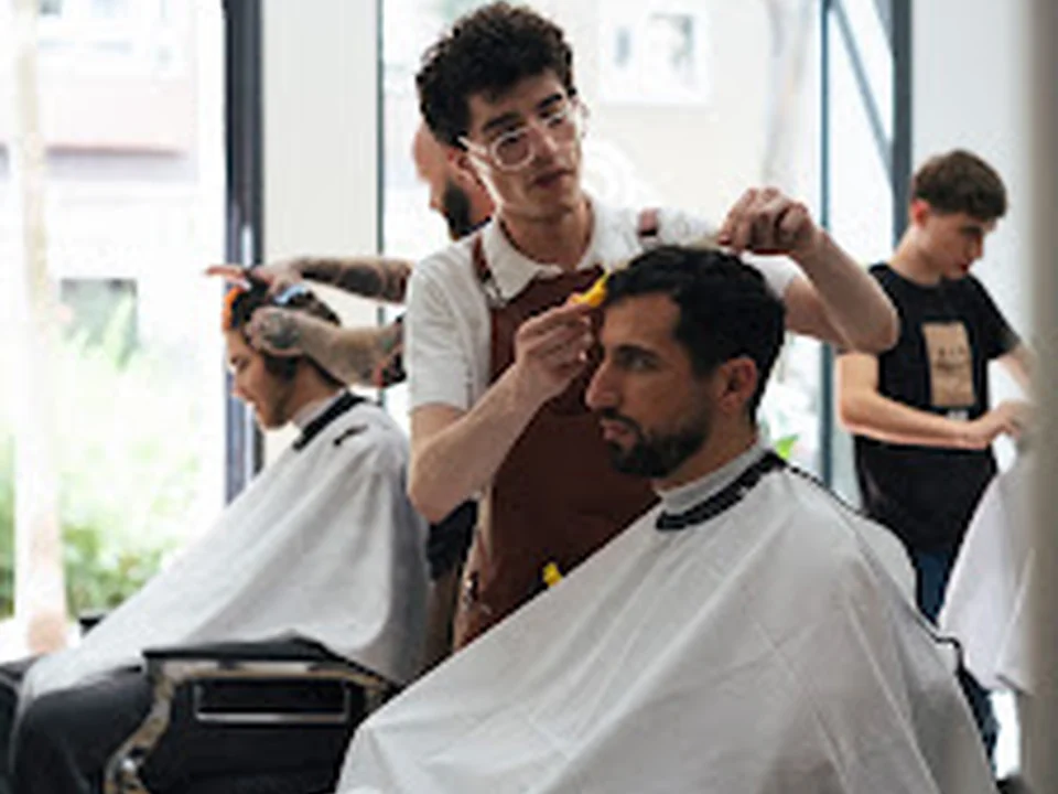 SAWA BARBER – Barbershop & Herrenfriseur in Charlottenburg, Berlin