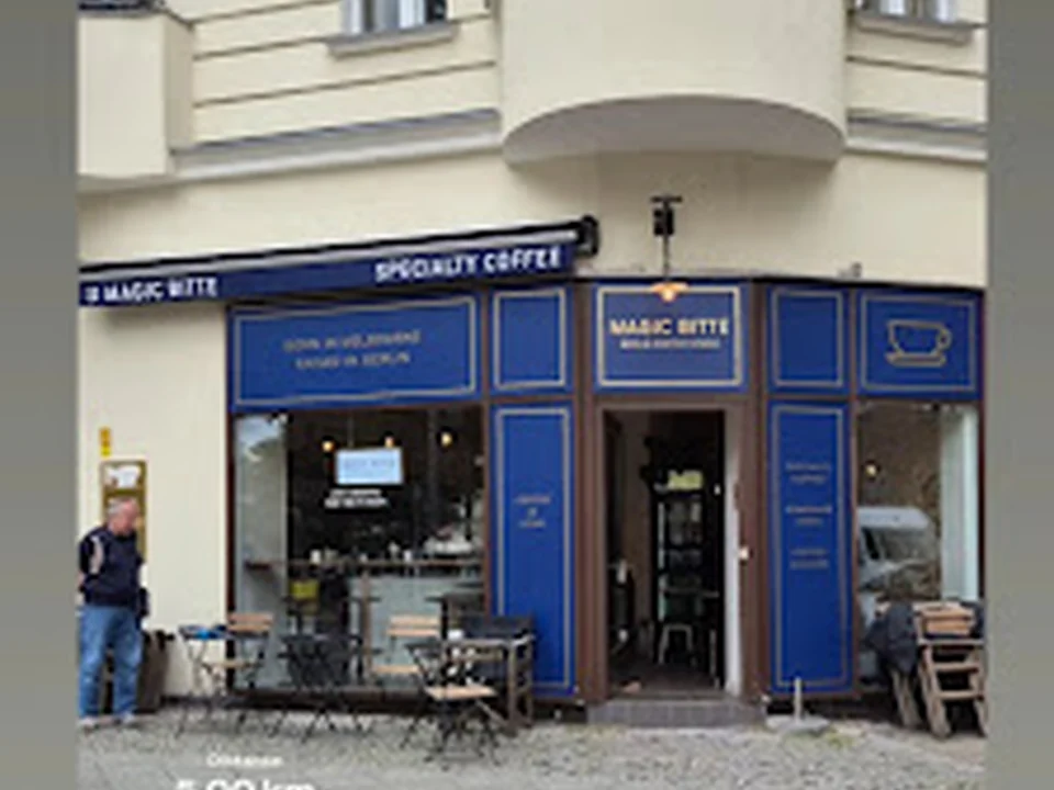 Café Magic Bitte SPECIALTY COFFEE, Berlin