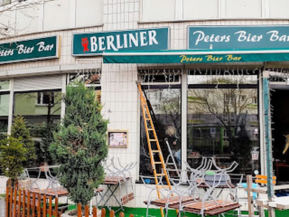 Peters Bier Bar, Berlin
