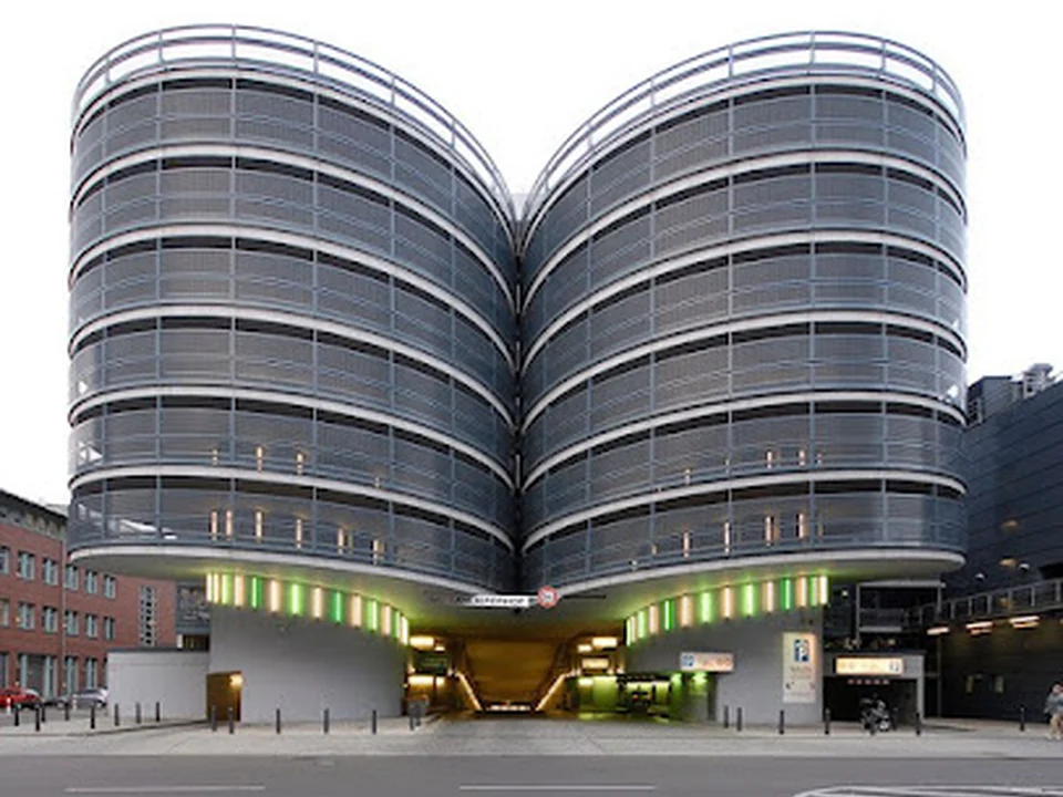 Parkhaus Hallen am Borsigturm, Berlin
