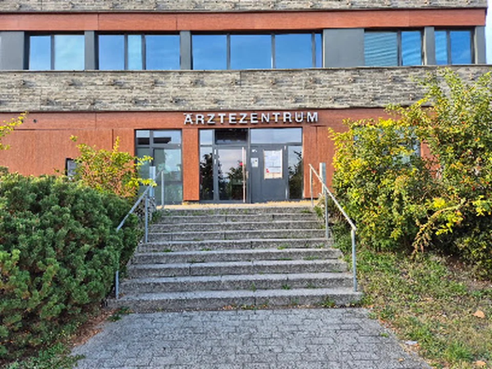 Tomasz Marcin Pawlik - Orthopäde, Berlin