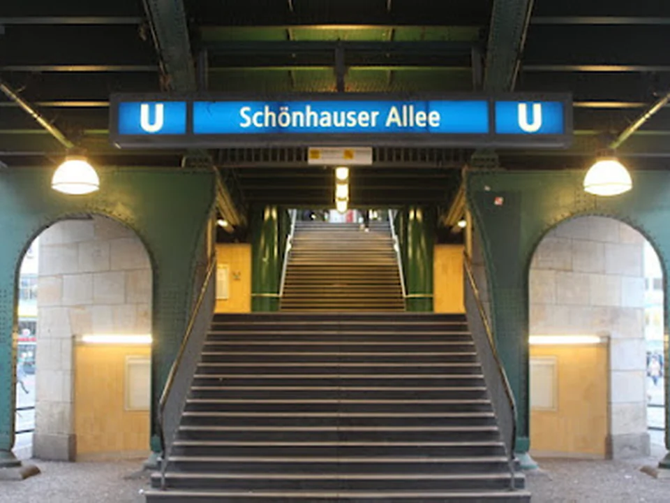 Wolfgang Uhlig, Berlin