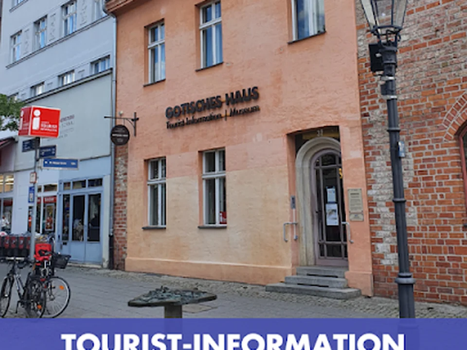 Tourist-Information Berlin Spandau im Gotischen Haus