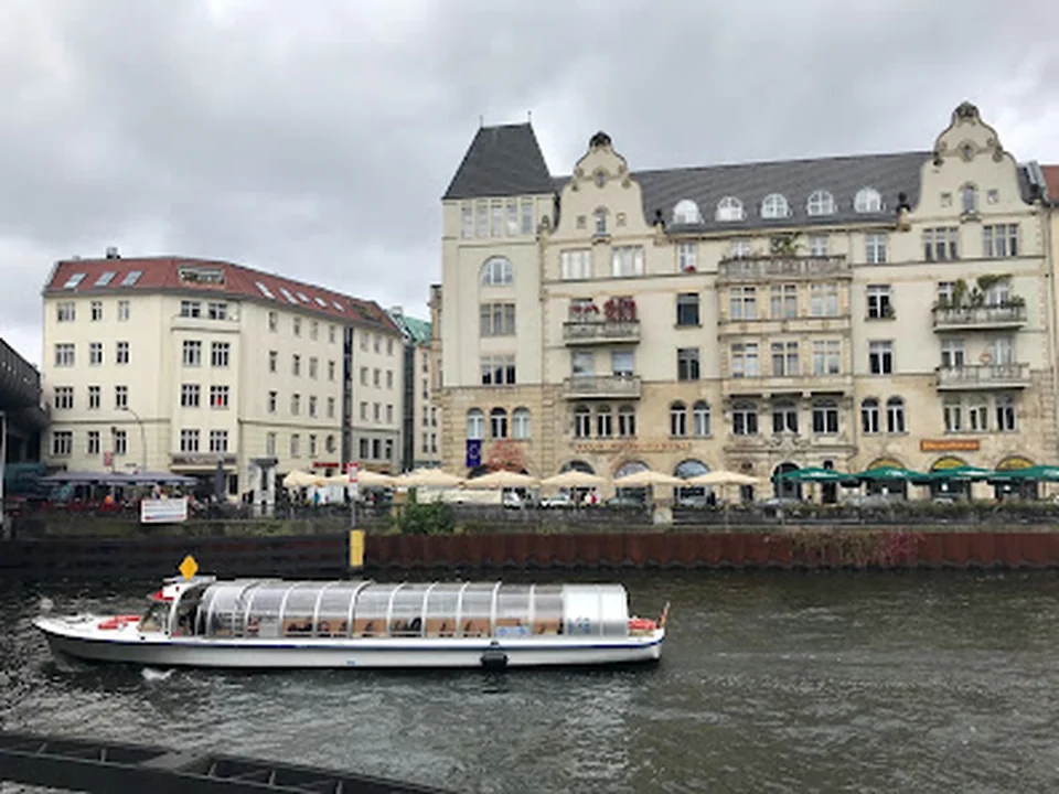Laumann & Partner Notare Rechtsanwälte Steuerberater, Berlin
