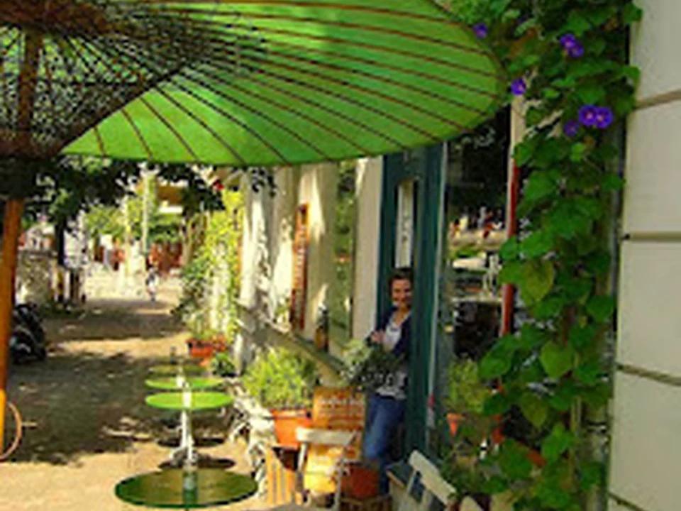 Firstcrack Coffee Roasters & Cafe Pakolat Berlin