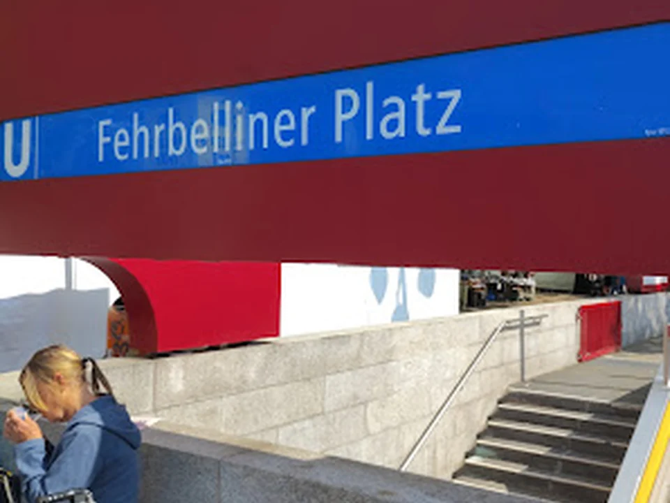 Kunst- & Trödelmarkt Fehrbelliner Platz, Berlin