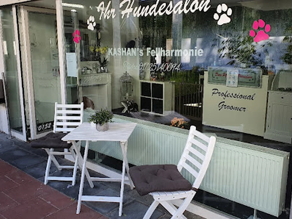KASHAN's Fellharmonie Hundesalon, Berlin