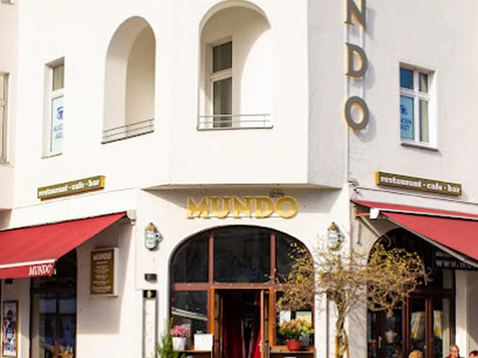 Mundo, Berlin