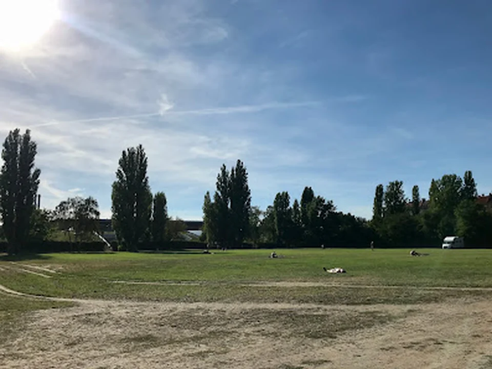 Sportwiese im Friedrich-Ludwig-Jahn Sportpark, Berlin