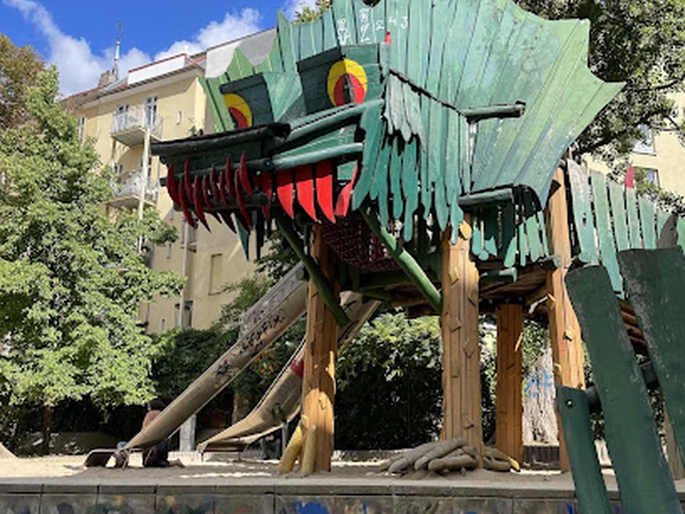 Drachenspielplatz, Berlin