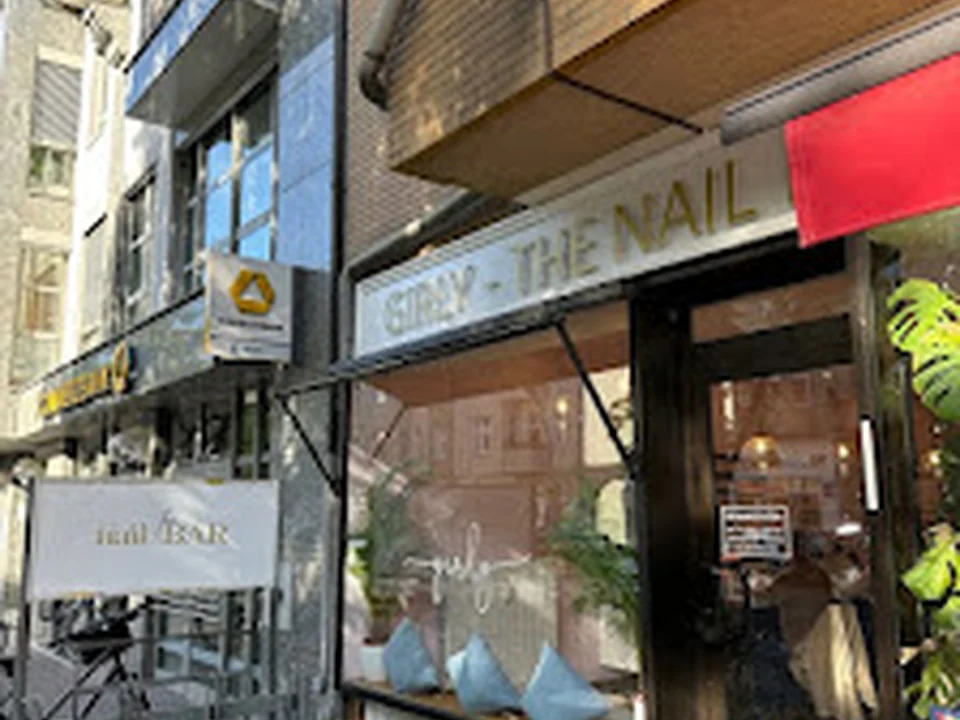 Girly - The Nail Bar, Berlin