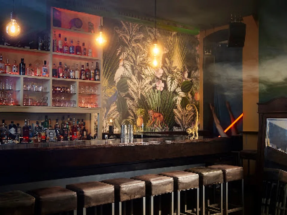 Misirlou Bar, Berlin