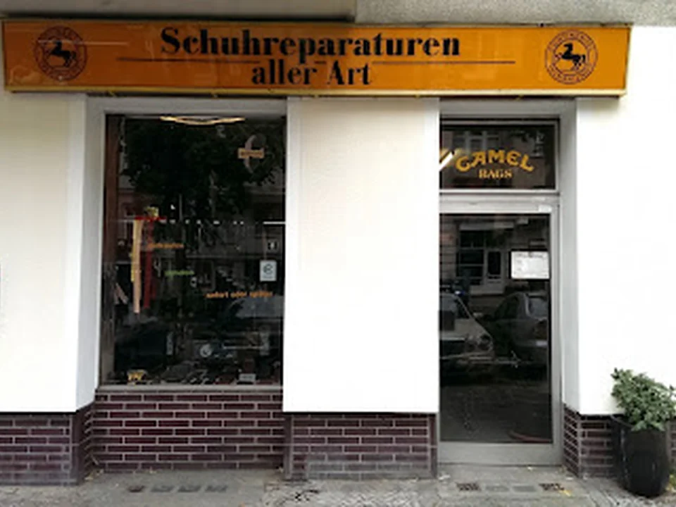 Schuhmacherei & Sattlerei Luschanski, Berlin