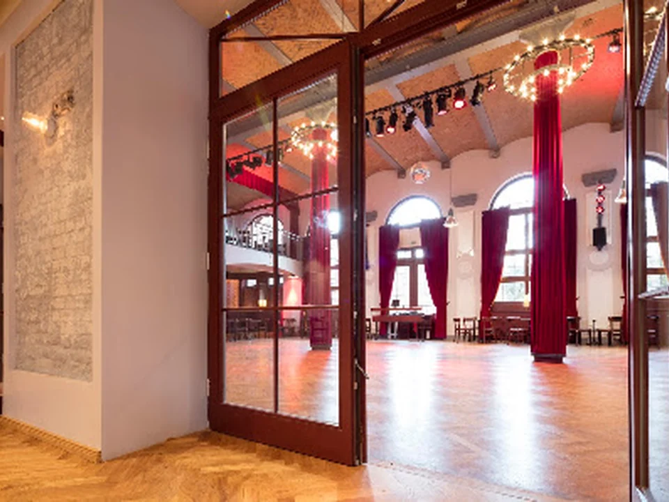 Tanzschule und Ballhaus Walzerlinksgestrickt Berlin