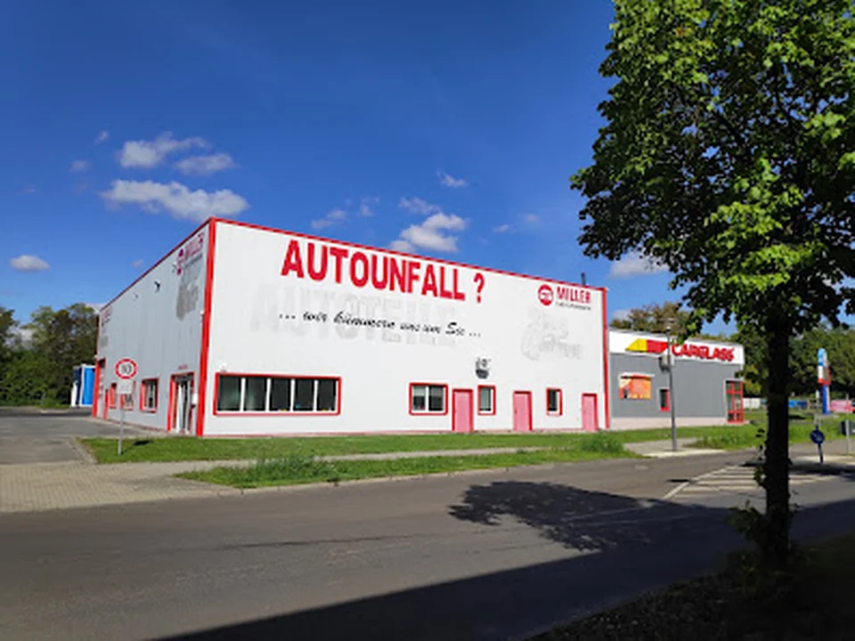 AUTOLACKIEREREI MILLER, Berlin