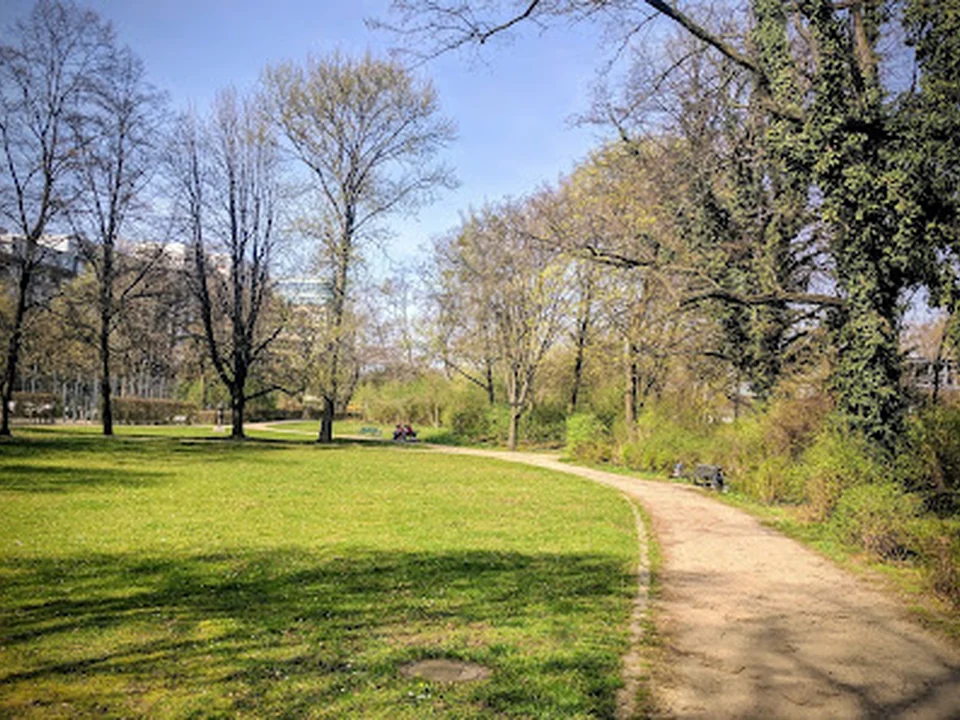 Park am Karlsbad, Berlin