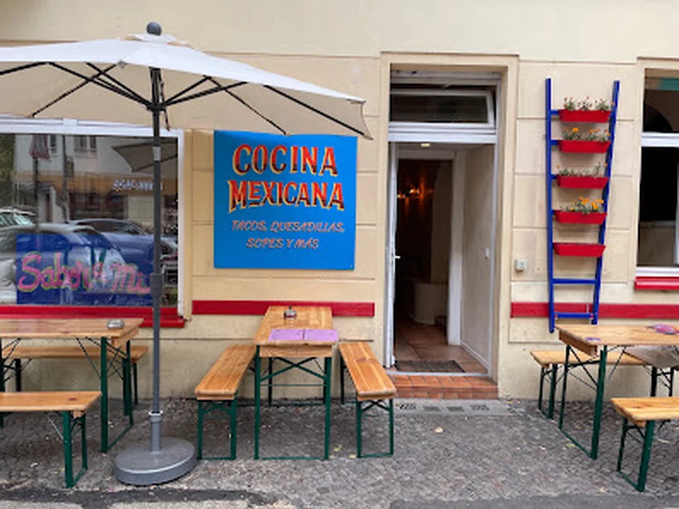 Sabor a mí, Berlin