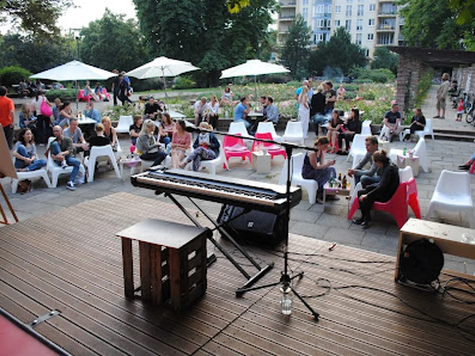 Rosengarten Kulturpavillon, Berlin