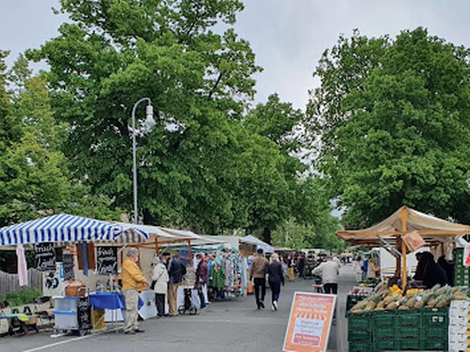 Neuköllner Wochenmarkt - Rudow, Berlin