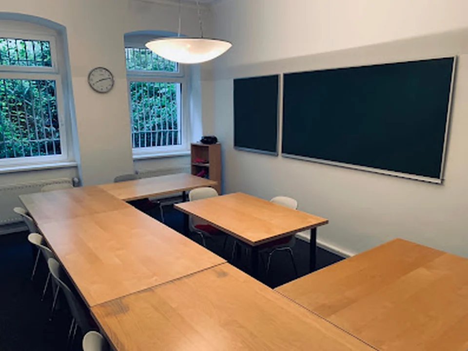 LOGO Sprachenschule, Berlin