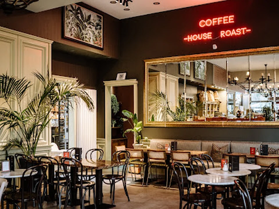 Wine & Coffee House (Café, Bar & Spirituosengeschäft), Berlin