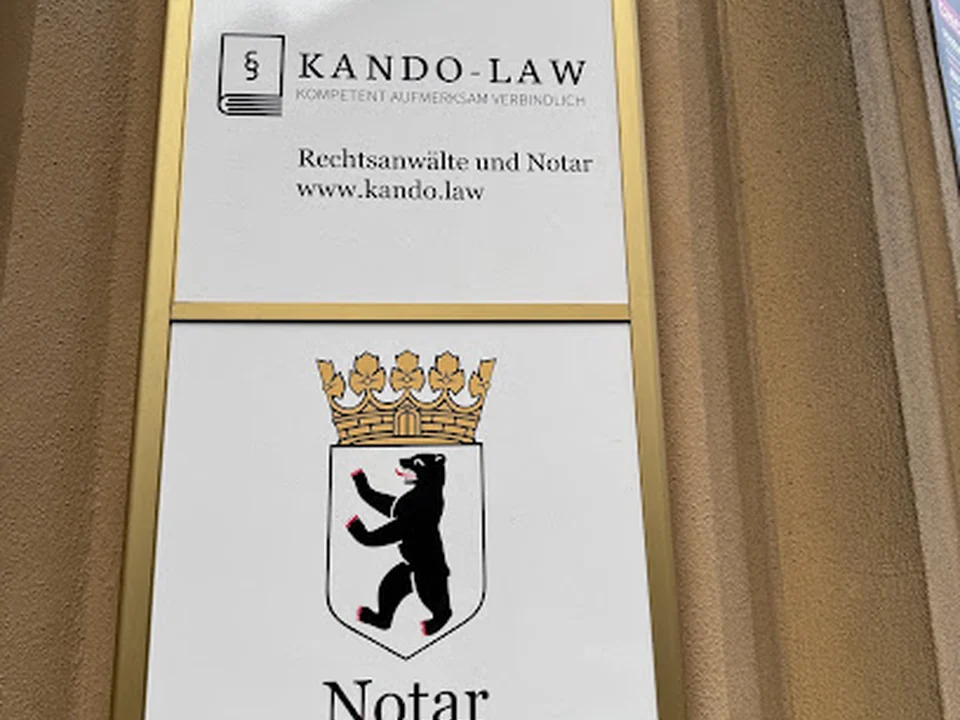 Rechtsanwalt und Notar Kevin Mitchell, Berlin
