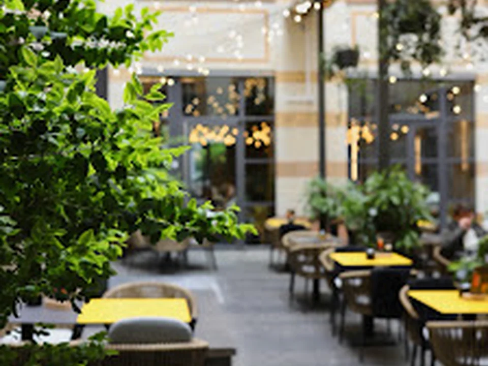 Upper Grill & Bar, Berlin