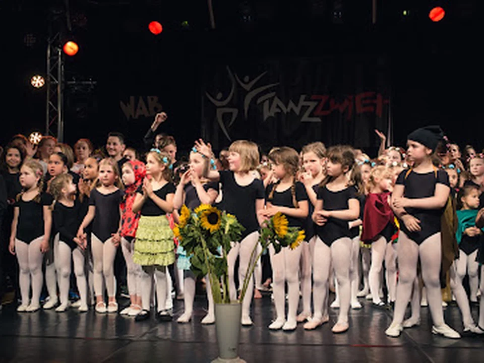 Ballett - und Tanzschule TanzZwiEt - Schule - Company, Berlin