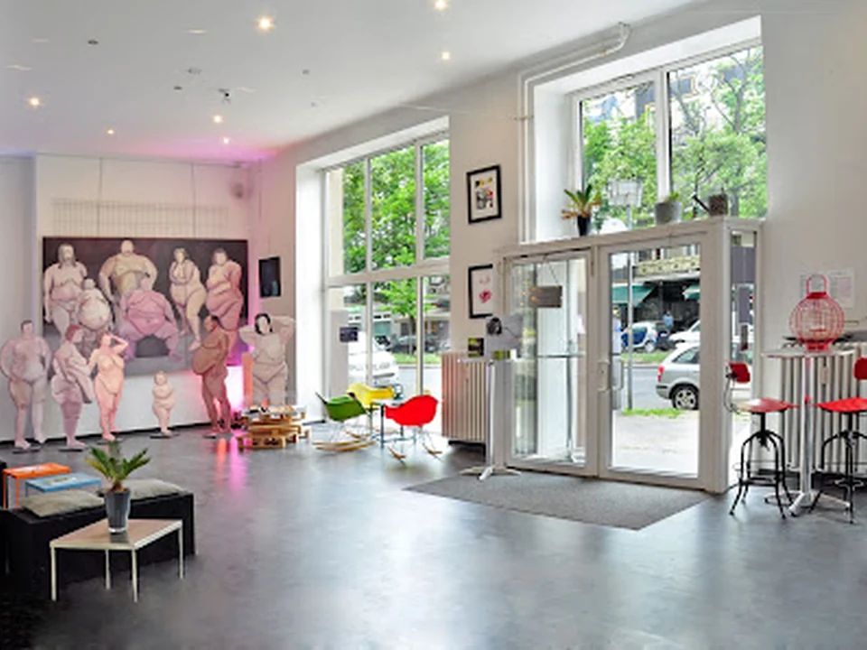 ART Stalker - Kunst + Bar + Events, Berlin