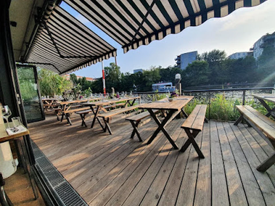 Katerschmaus, Berlin
