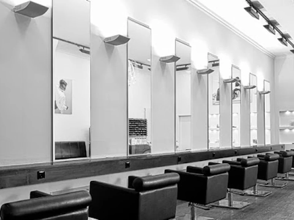 Maxat Friseur, Berlin