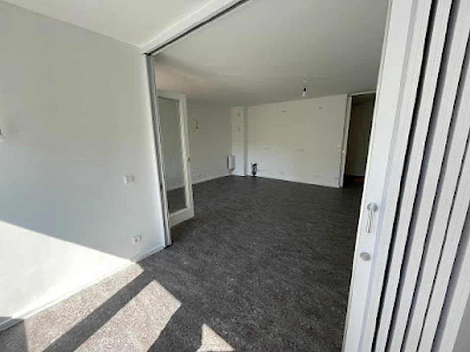 BMC Bauservice in Berlin - Wohnungssanierung, Generalunternehmer, Badsanierung, Tischler
