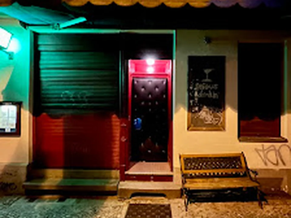 Bar Immertreu, Berlin