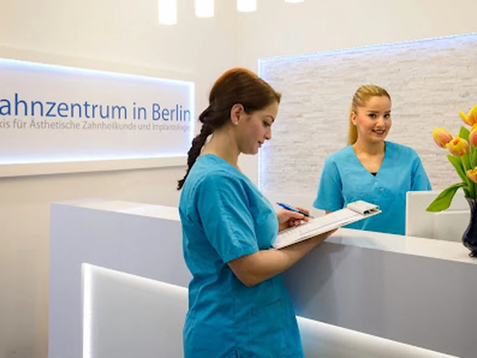 Dr. Emad Khalouf - Zahnzentrum Berlin