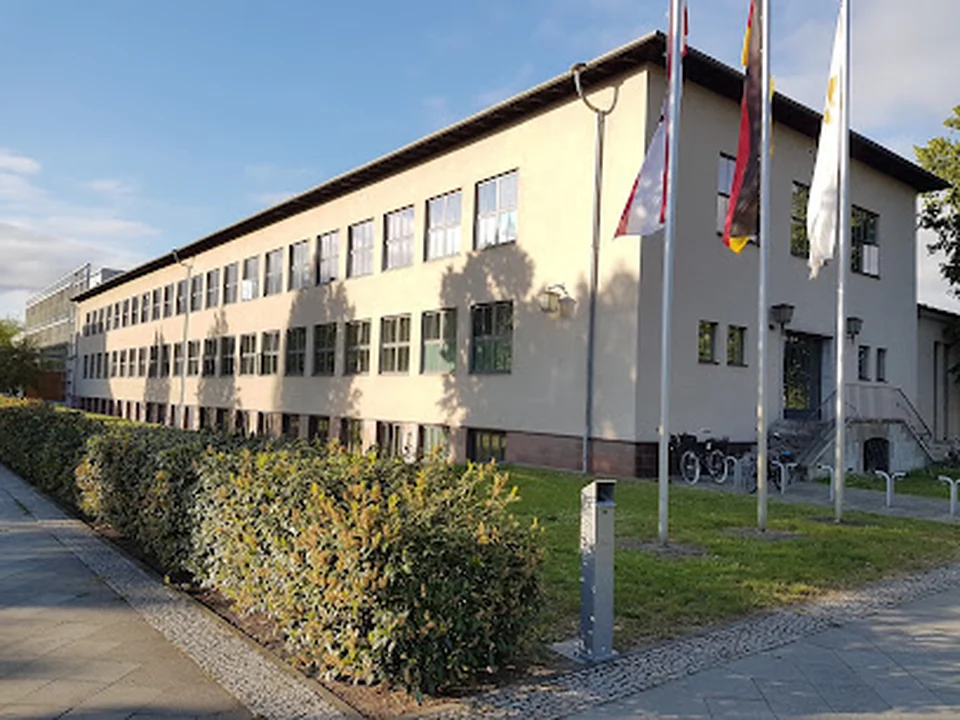Ferdinand-Braun-Institut, Leibniz-Institut für Höchstfrequenztechnik (FBH), Berlin