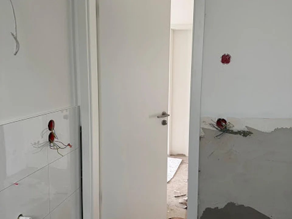 LV Bau Fußboden & Innenausbau, Berlin