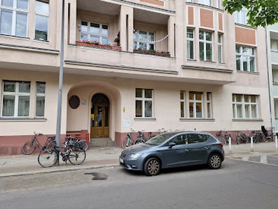 Dr. med. Josefin Gensecke und Dr. Elpers, Berlin