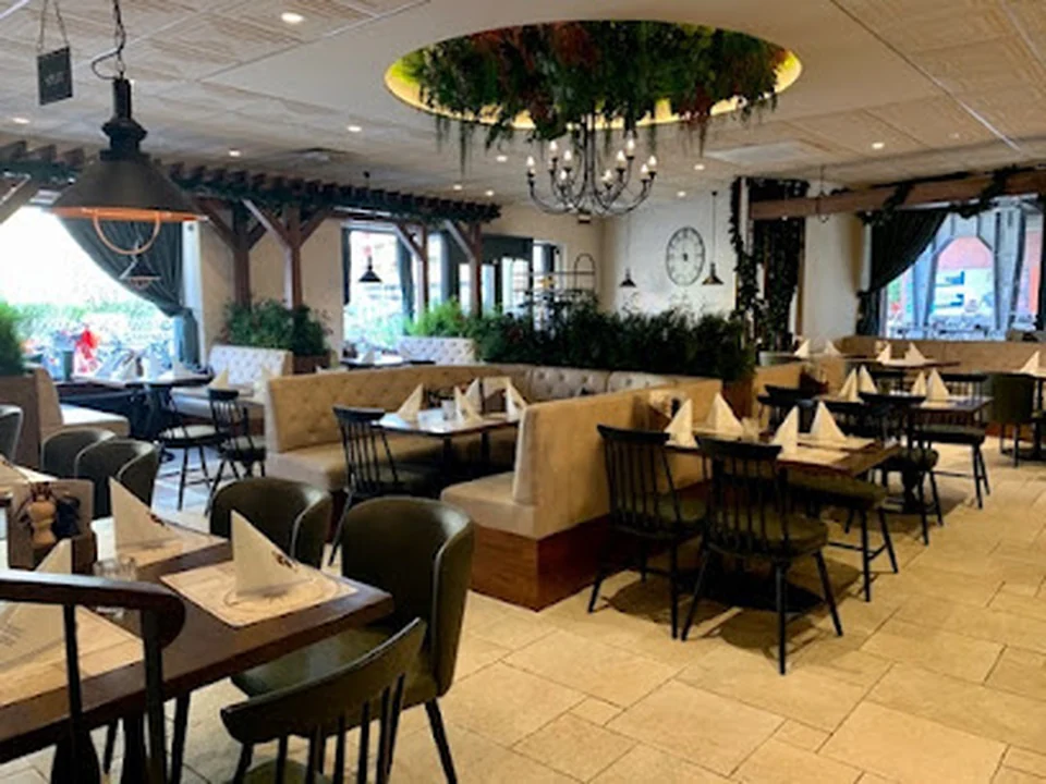 Marjan Grill, Berlin