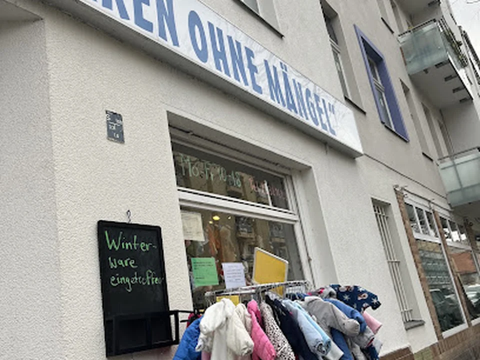 Waren ohne Mängel, Berlin