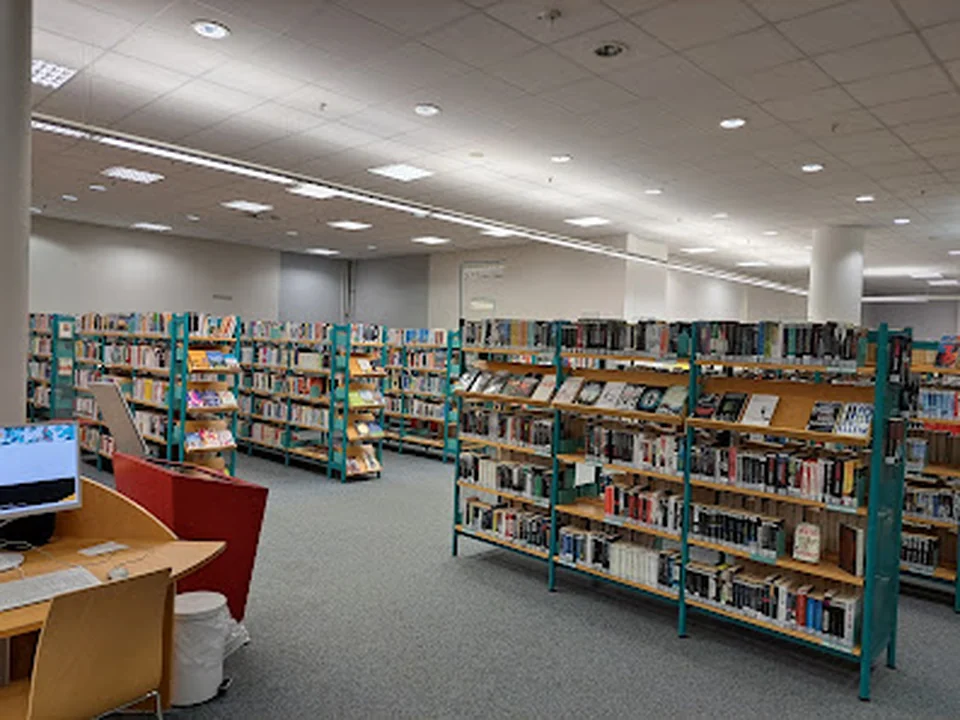 Anna-Seghers-Bibliothek im Linden-Center, Berlin